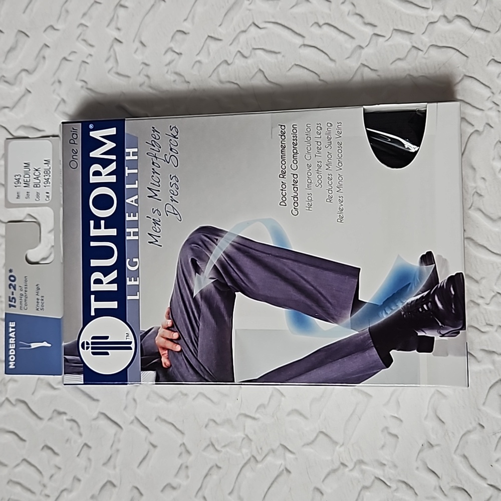TRUFORM MENS MICROFIBER DRESS SOCKS IN BLACK SIZE MED-15-20 MMHG COMPRESSION